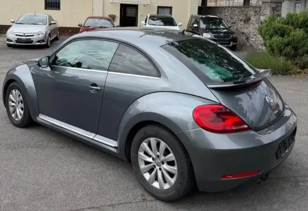 Volkswagen Beetle A5, vedere din spate