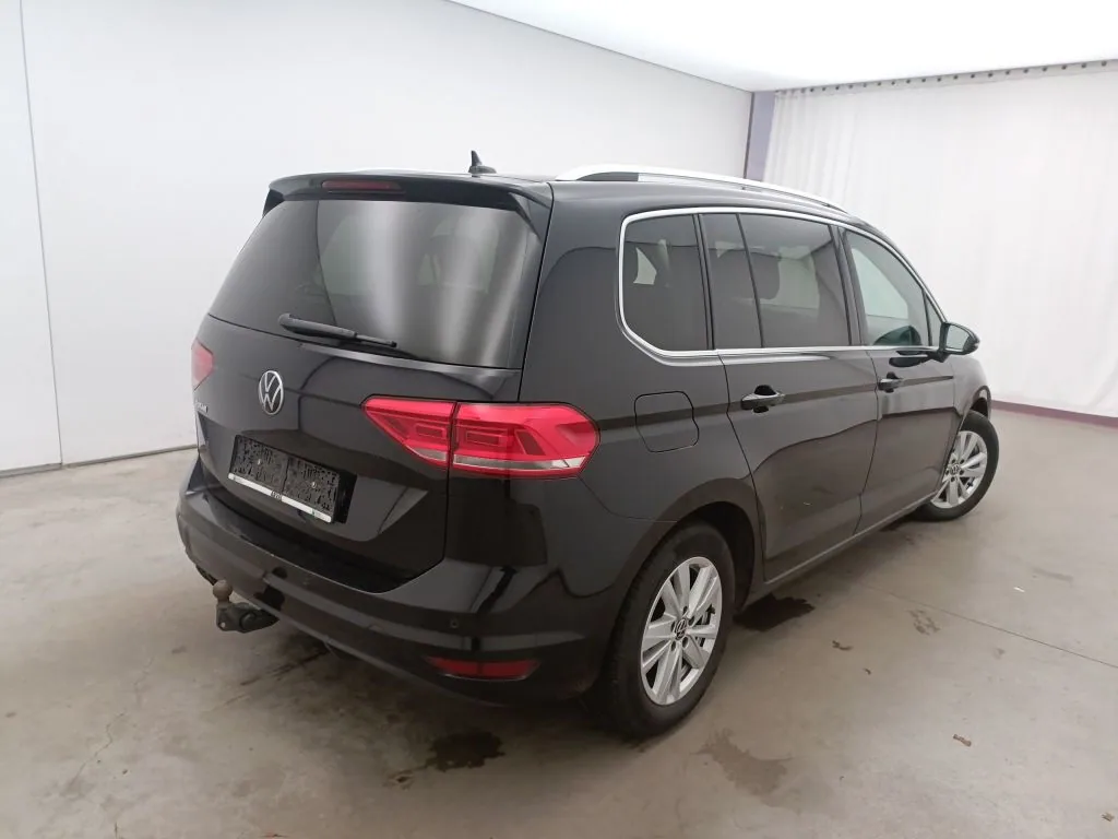Volkswagen Touran III, vedere laterală